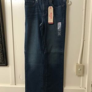 Levi's 314 Shaping Straight 30X32 *NWT*